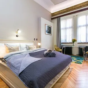 Apartment Nebovidy I - Historic Centre - Terrace - Air Conditioning Apartment Prague